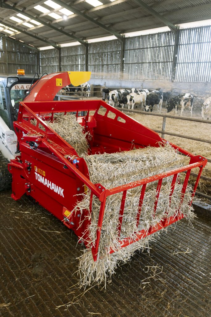 Tomahawk 6100 navetoiden kuivitukseen