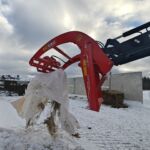 oplus_1048576 Paalileikkuri irrottaa muovit ja halkaisee paalin